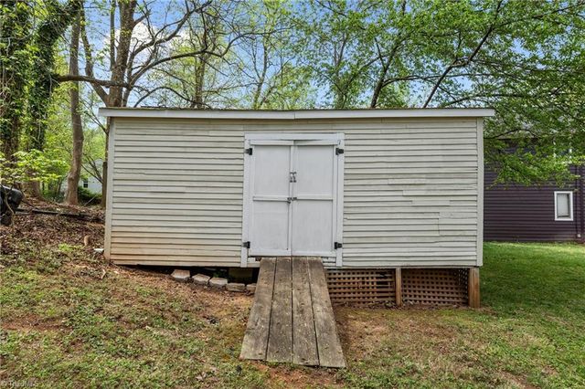 1611 Maple Ridge Court, Greensboro, NC 27455