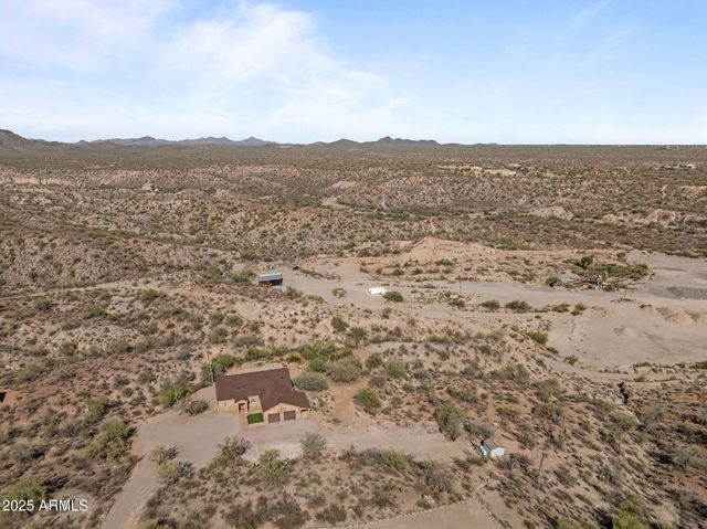 45327 SAN DOMINGO PEAK Trail, Morristown, AZ 85342