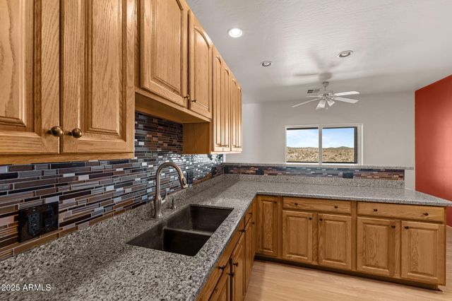 45327 SAN DOMINGO PEAK Trail, Morristown, AZ 85342