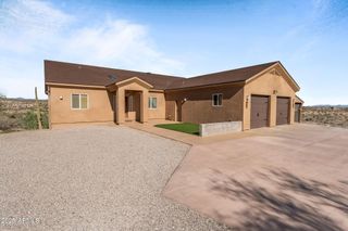 45327 SAN DOMINGO PEAK Trail, Morristown, AZ 85342