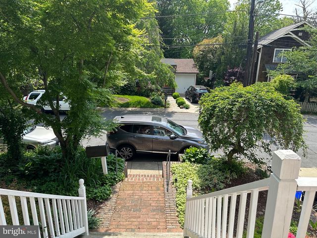 7315 UNIVERSITY AVE, Glen Echo, MD 20812