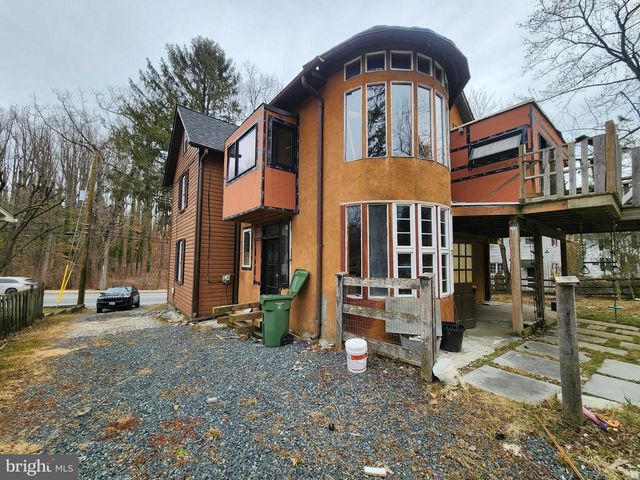 6202 SMITH AVE, Baltimore, MD 21209