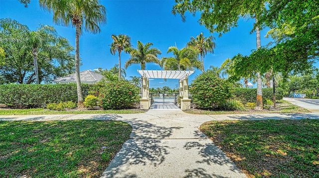 1424 BLUE HORIZON CIRCLE, Bradenton, FL 34208