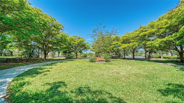 1424 BLUE HORIZON CIRCLE, Bradenton, FL 34208