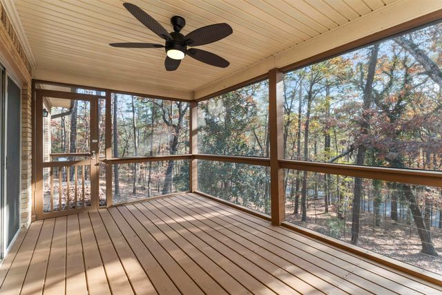 20 Gerona Circle, Hot Springs Village, AR 71909