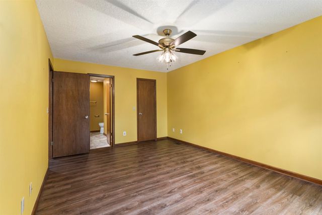 20 Gerona Circle, Hot Springs Village, AR 71909