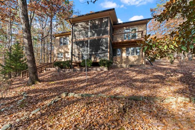 20 Gerona Circle, Hot Springs Village, AR 71909