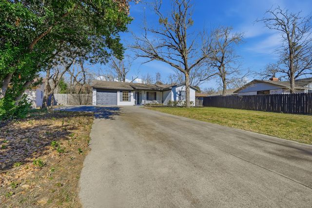 1915 Nevada Street, Denton, TX 76209