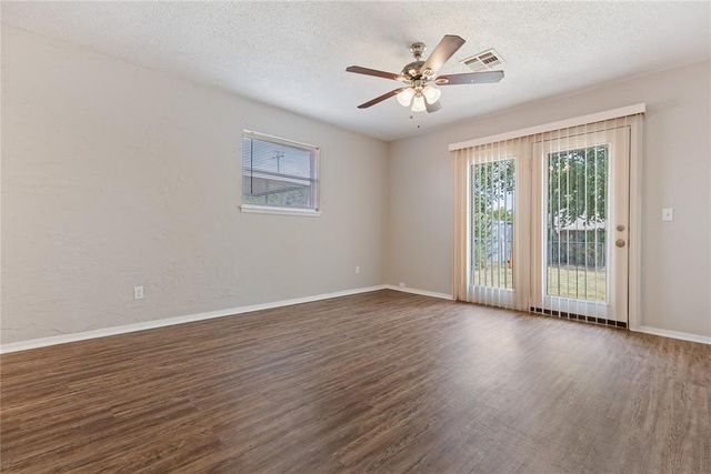 257 NW 85th Street, Oklahoma City, OK 73114
