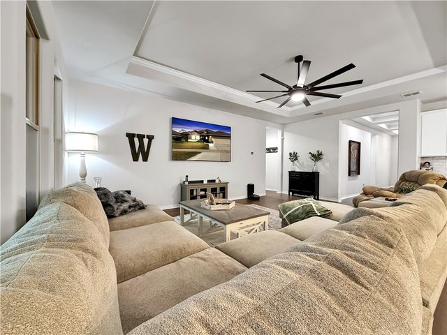 2410 Thankful St, Corpus Christi, TX 78418