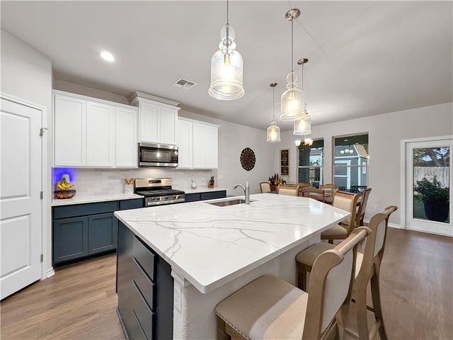 2410 Thankful St, Corpus Christi, TX 78418