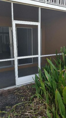 1505 Crescent Circle B27, Lake Park, FL 33403