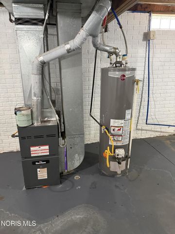 207 E Bancroft Street, Toledo, OH 43620