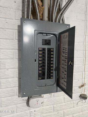 207 E Bancroft Street, Toledo, OH 43620