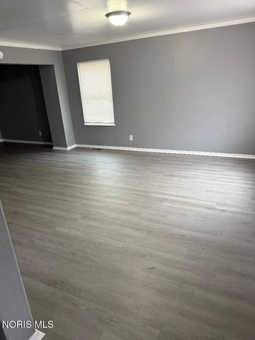 207 E Bancroft Street, Toledo, OH 43620