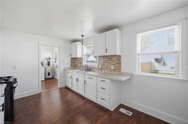 209 Hanbury AVE, Portsmouth, VA 23702