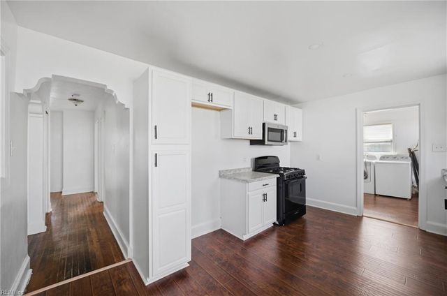 209 Hanbury AVE, Portsmouth, VA 23702