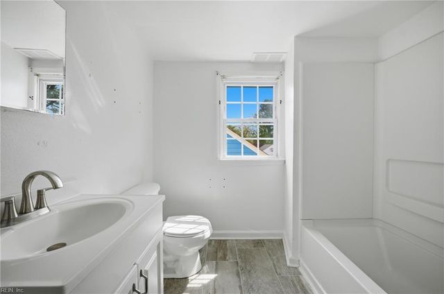 209 Hanbury AVE, Portsmouth, VA 23702