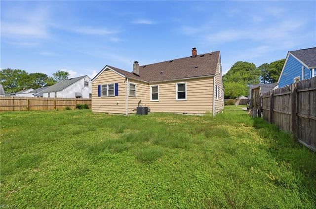 209 Hanbury AVE, Portsmouth, VA 23702