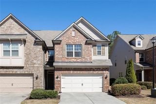 8320 Village Place, Suwanee, GA 30024