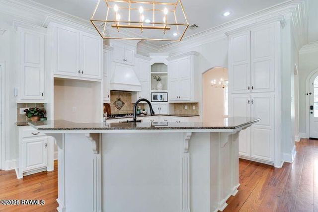 117 Maple Grove Lane, Youngsville, LA 70592