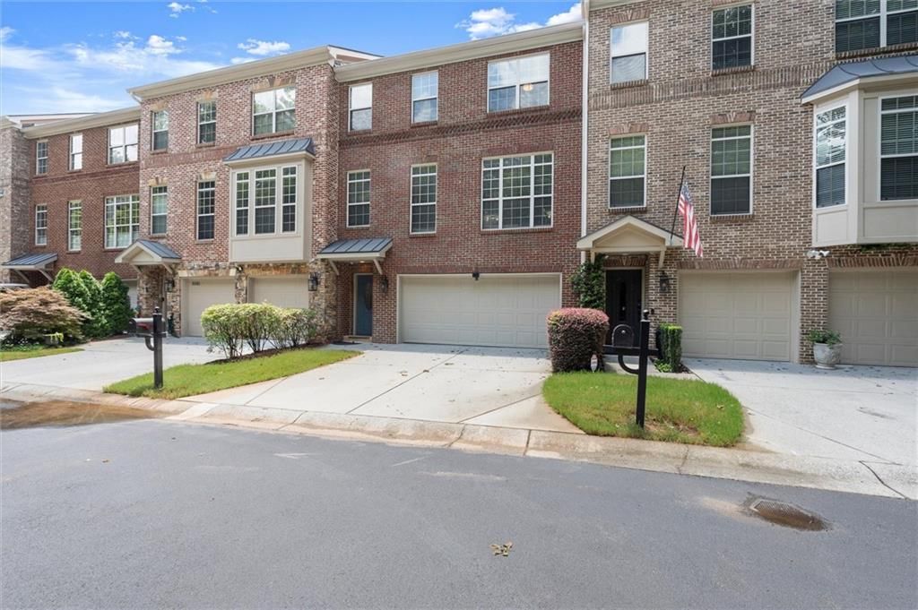 5583 Julian Place, Atlanta, GA 30342