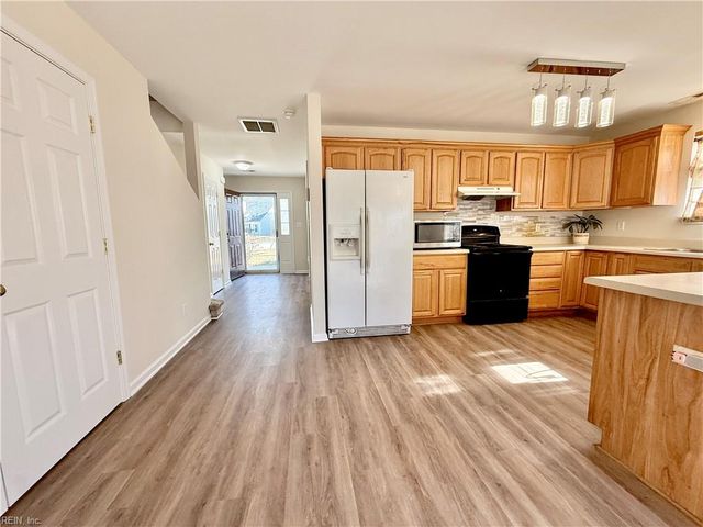 103 Deep Creek RD, Newport News, VA 23606