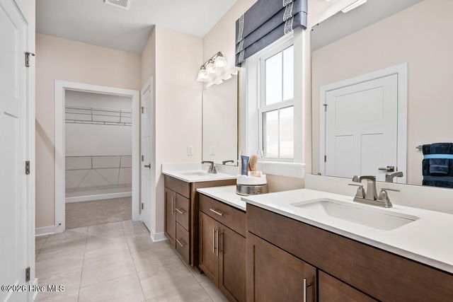 4020 Farmfield Drive, Leland, NC 28451