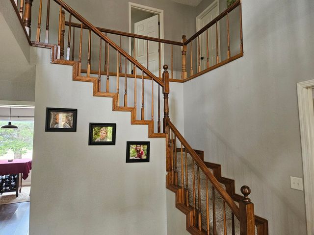 220 State Rte W, Mountain View, MO 65548