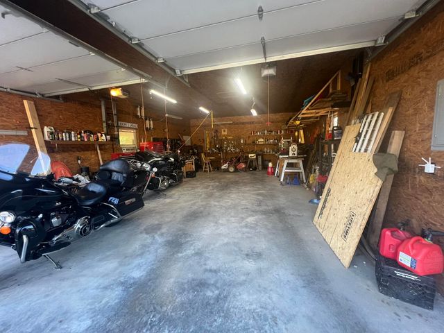 220 State Rte W, Mountain View, MO 65548