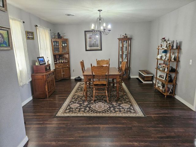 220 State Rte W, Mountain View, MO 65548