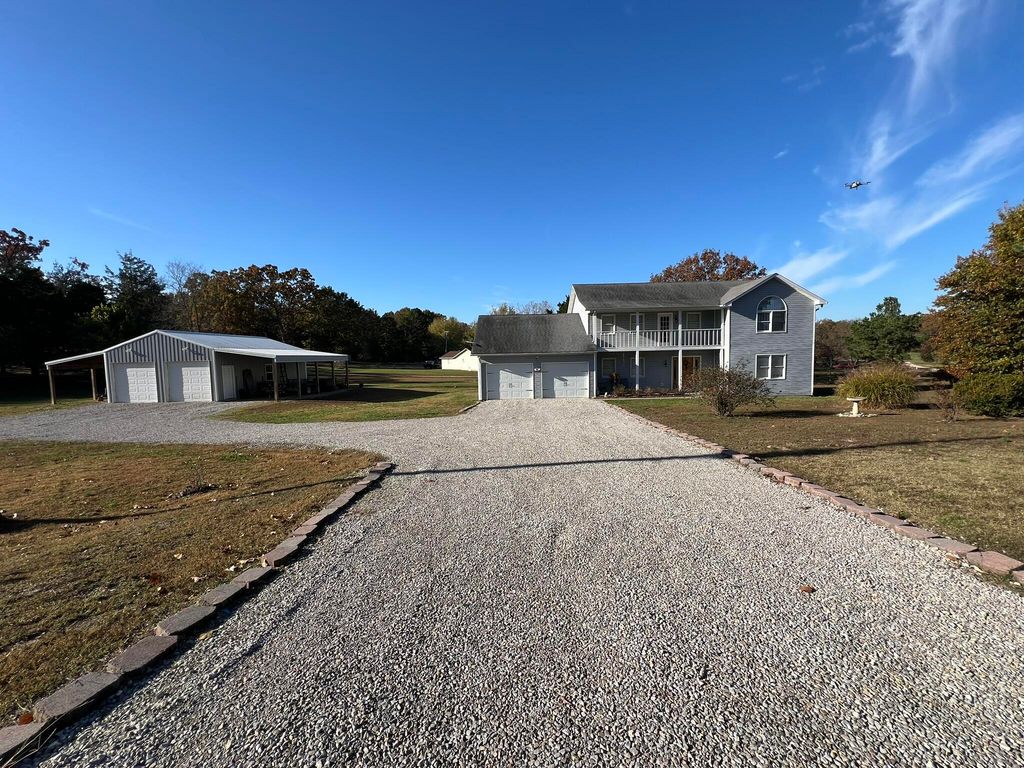 220 State Rte W, Mountain View, MO 65548