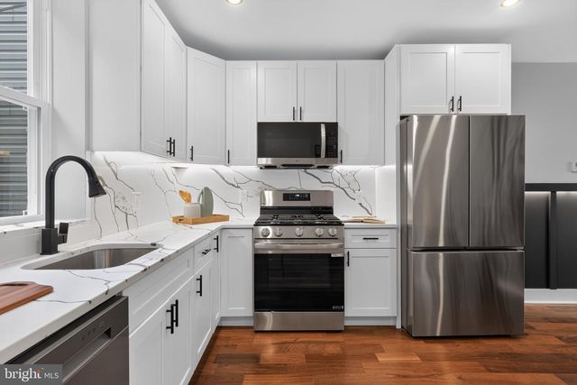 706 N SHEDWICK ST, Philadelphia, PA 19104