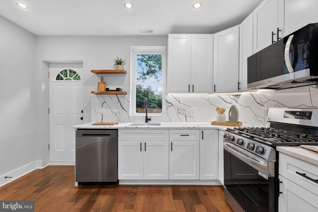 706 N SHEDWICK ST, Philadelphia, PA 19104