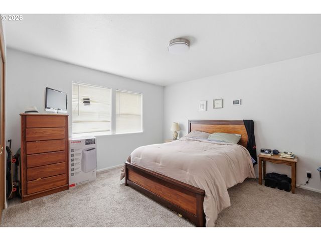 623 W 18TH Ave, Eugene, OR 97402