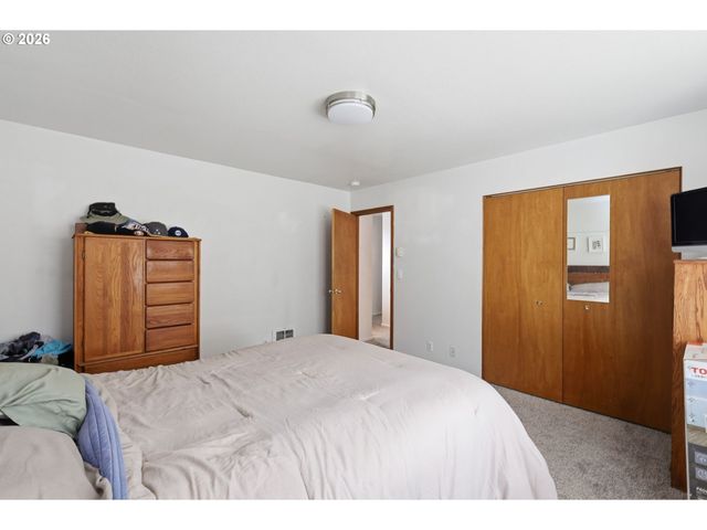 623 W 18TH Ave, Eugene, OR 97402