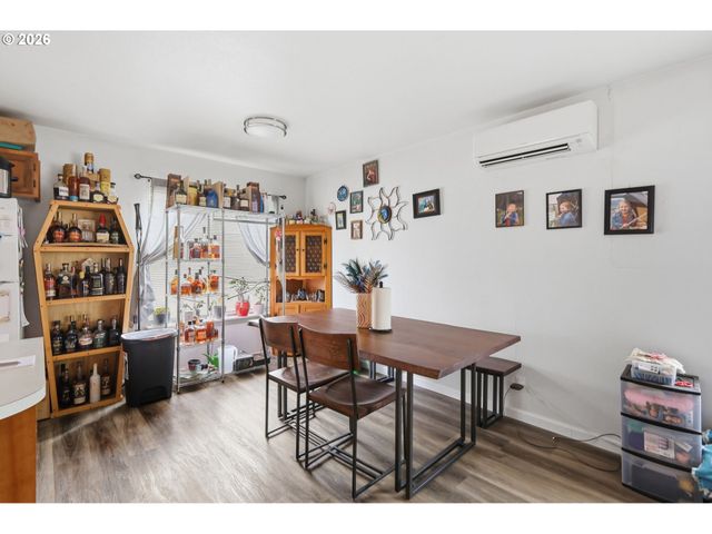 623 W 18TH Ave, Eugene, OR 97402