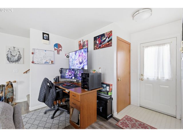 623 W 18TH Ave, Eugene, OR 97402