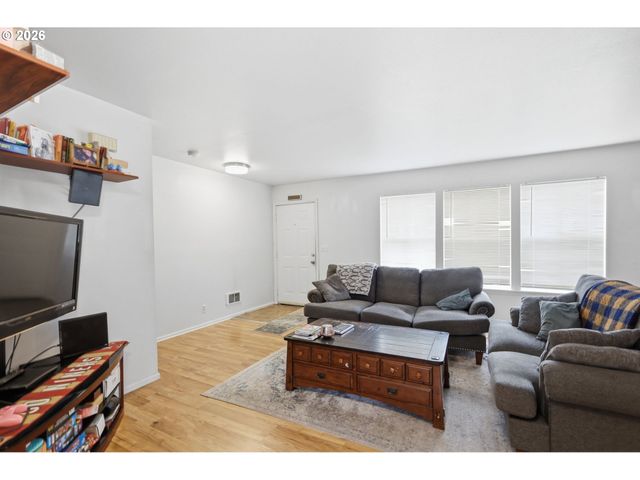 623 W 18TH Ave, Eugene, OR 97402