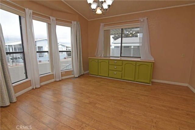 9161 Santa Fe Ave E 27, Hesperia, CA 92345