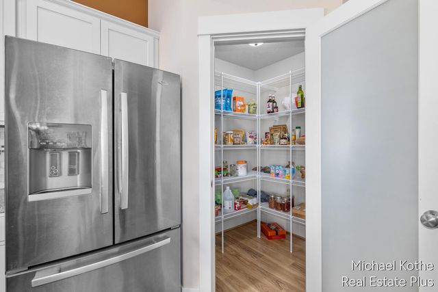 7532 Waterline Drive, Allendale, MI 49401