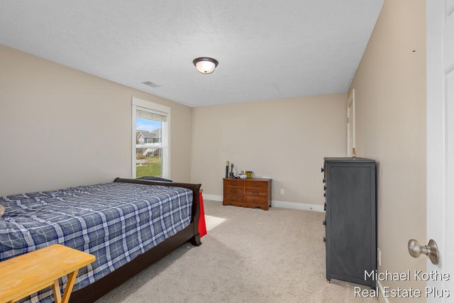 7532 Waterline Drive, Allendale, MI 49401