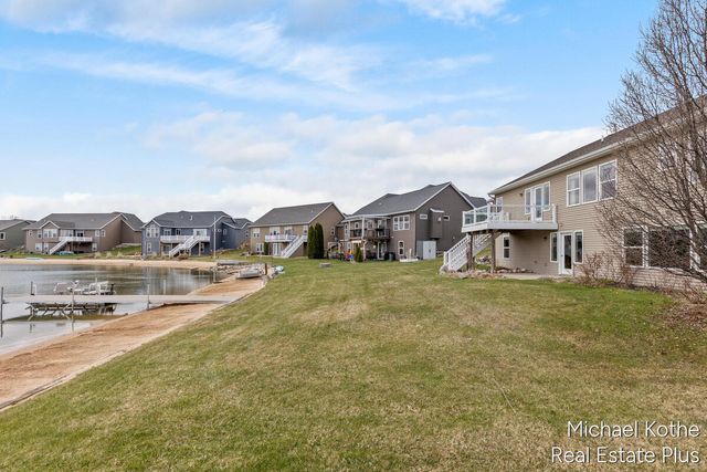 7532 Waterline Drive, Allendale, MI 49401