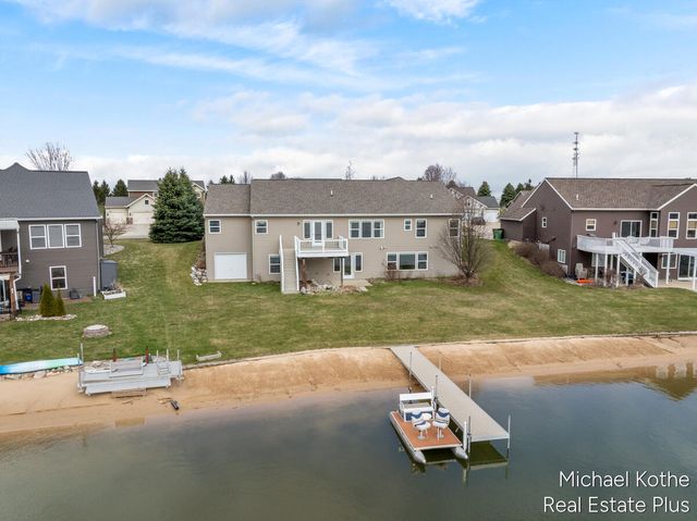 7532 Waterline Drive, Allendale, MI 49401
