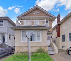 339 W Fulton Street, Long Beach, NY 11561