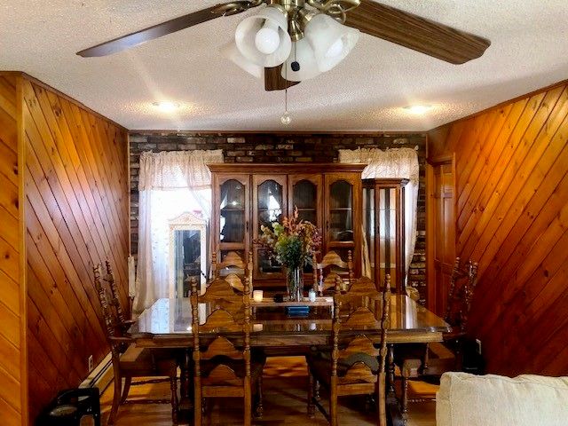 81 Fourth Avenue, Lowell, MA 01854