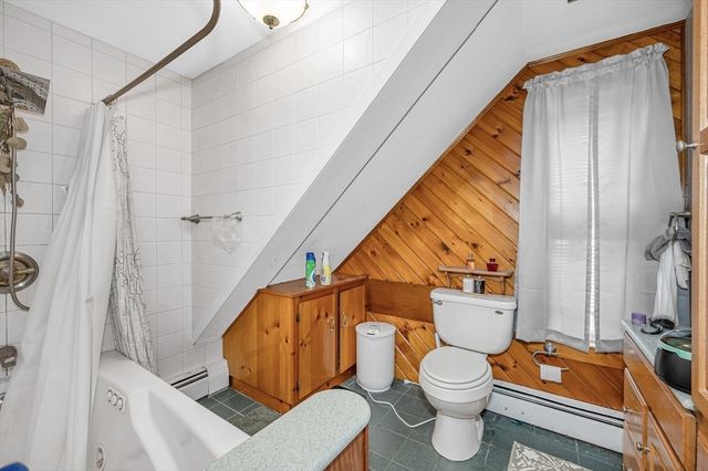 81 Fourth Avenue, Lowell, MA 01854
