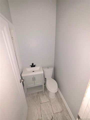 15384 Kentucky Street, Detroit, MI 48238