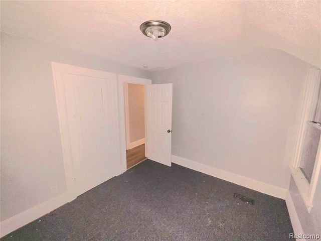 15384 Kentucky Street, Detroit, MI 48238