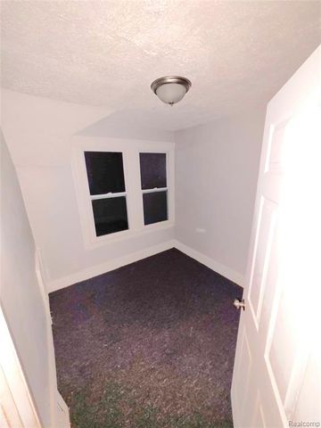 15384 Kentucky Street, Detroit, MI 48238